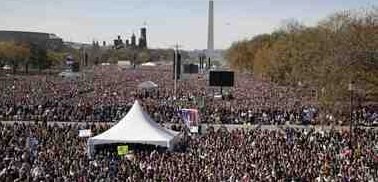 rally crowd