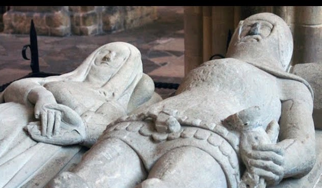 the tomb of Richard FitzAlan and
              his second wife, Eleanor of Lancaster.